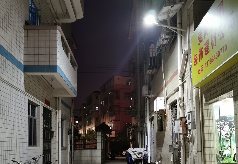 太陽能路燈光控感應器工作示意
